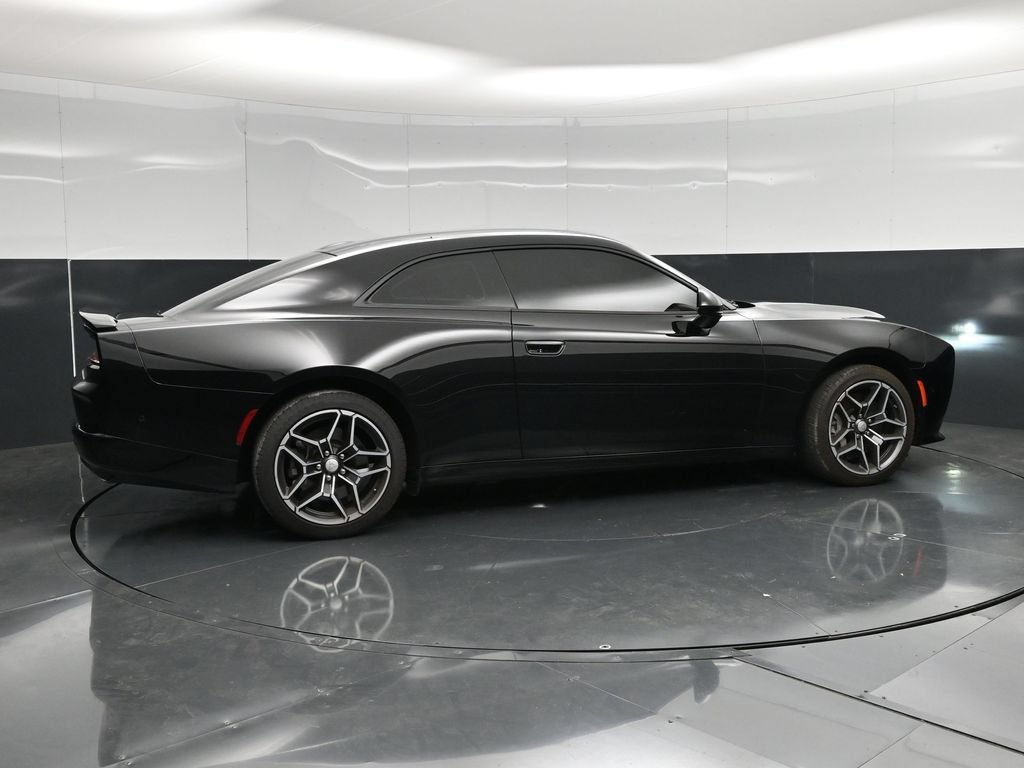 Used 2026 Dodge Charger Scat Pack AWD/4WD image 4
