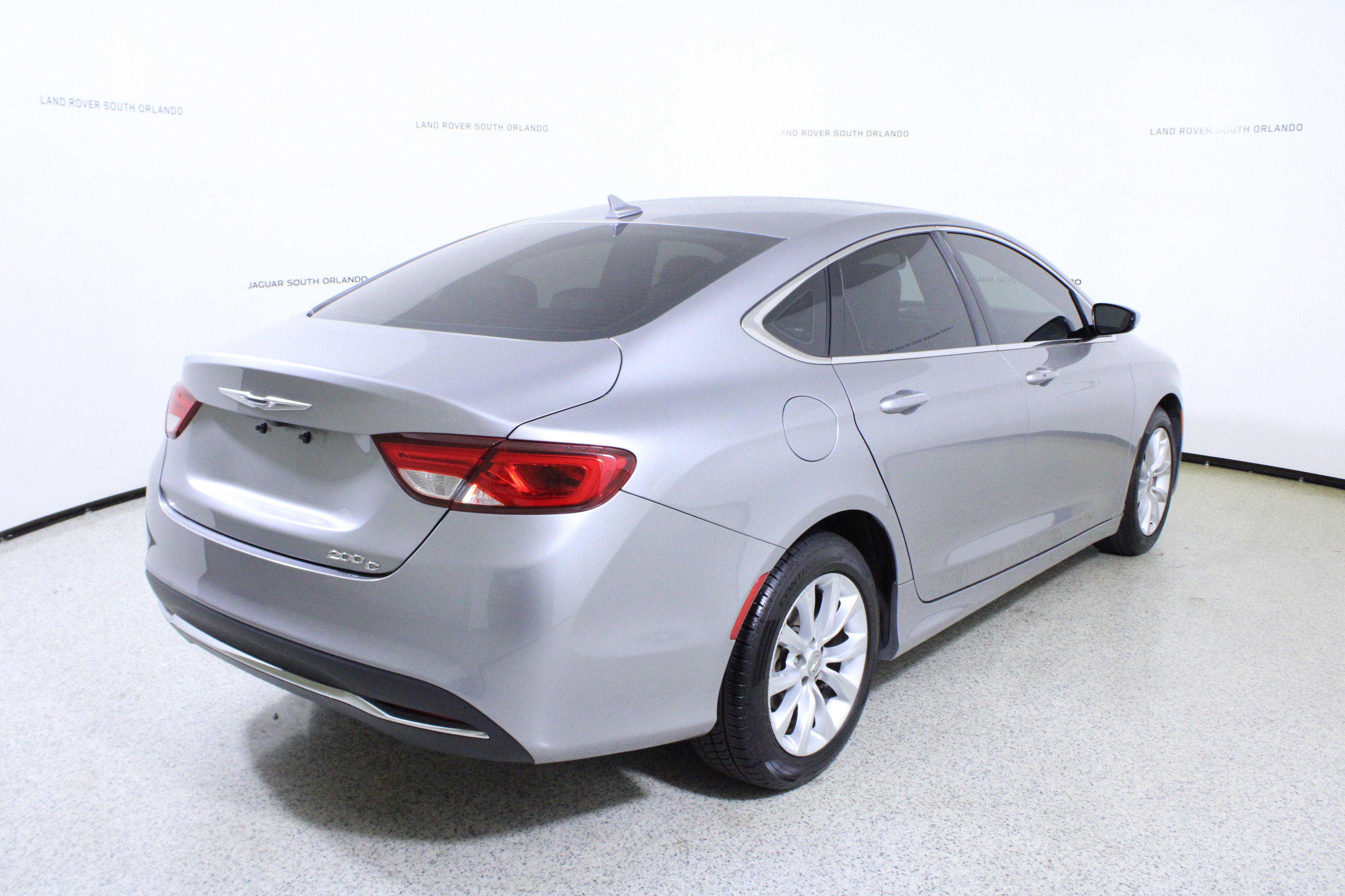 Used 2015 Chrysler 200 C w/ Navigation & Sound Group I image 7