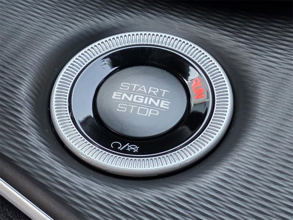 New 2025 Jeep Grand Cherokee L Altitude image 22