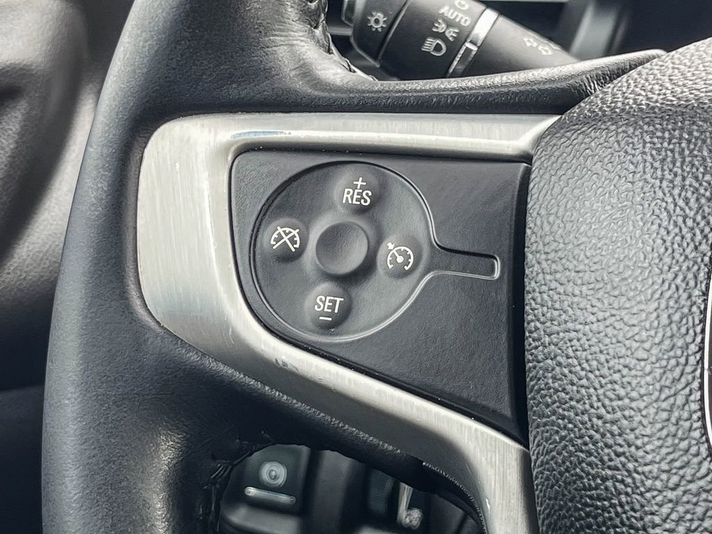 Used 2020 GMC Acadia SLE image 20