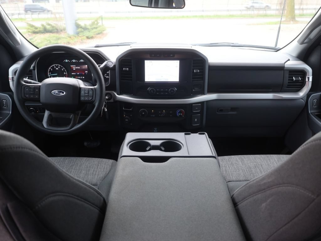 Used 2023 Ford F150 XLT AWD/4WD image 32
