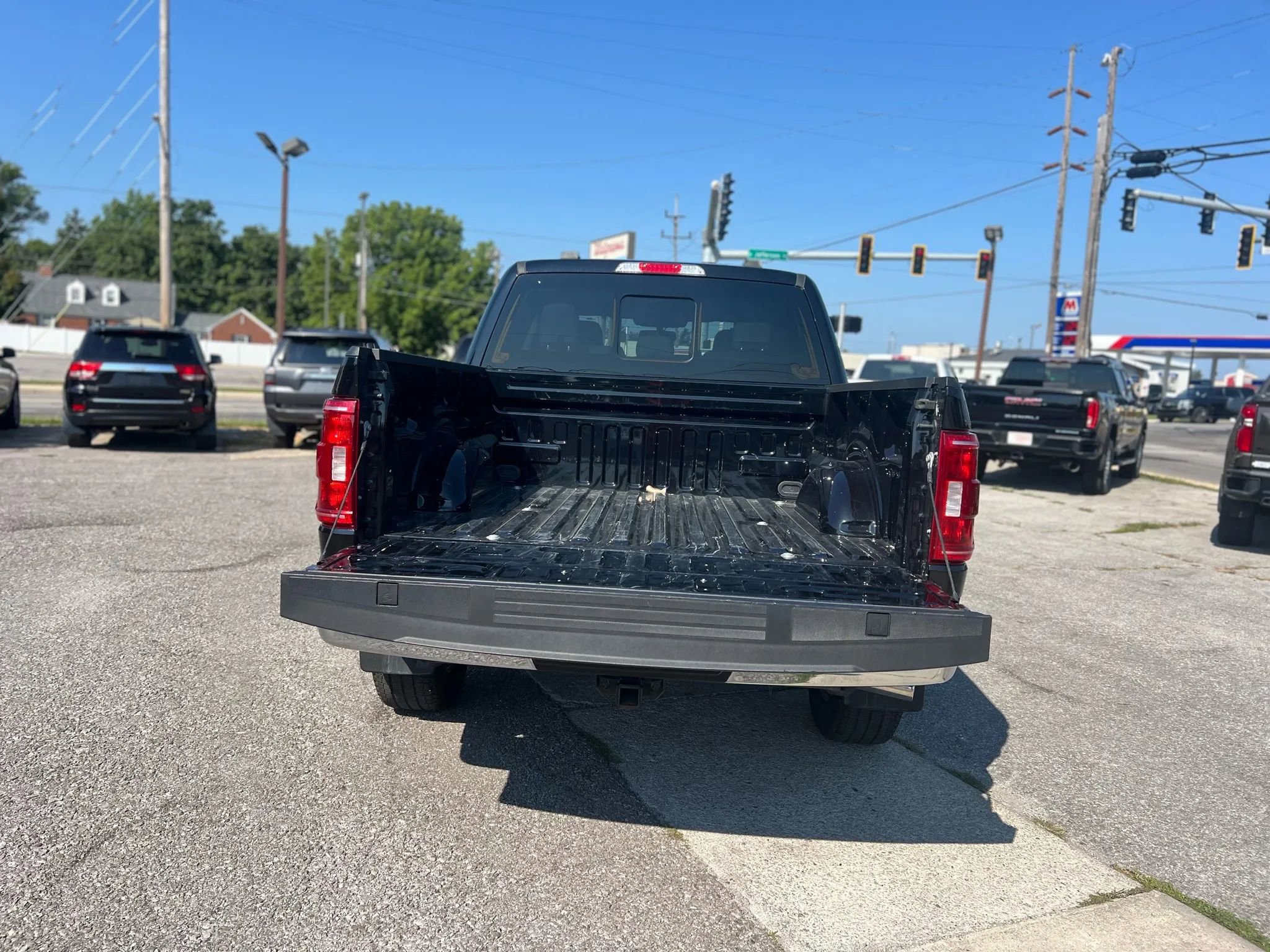 Used 2023 Ford F150 XLT w/ Equipment Group 302A High image 34