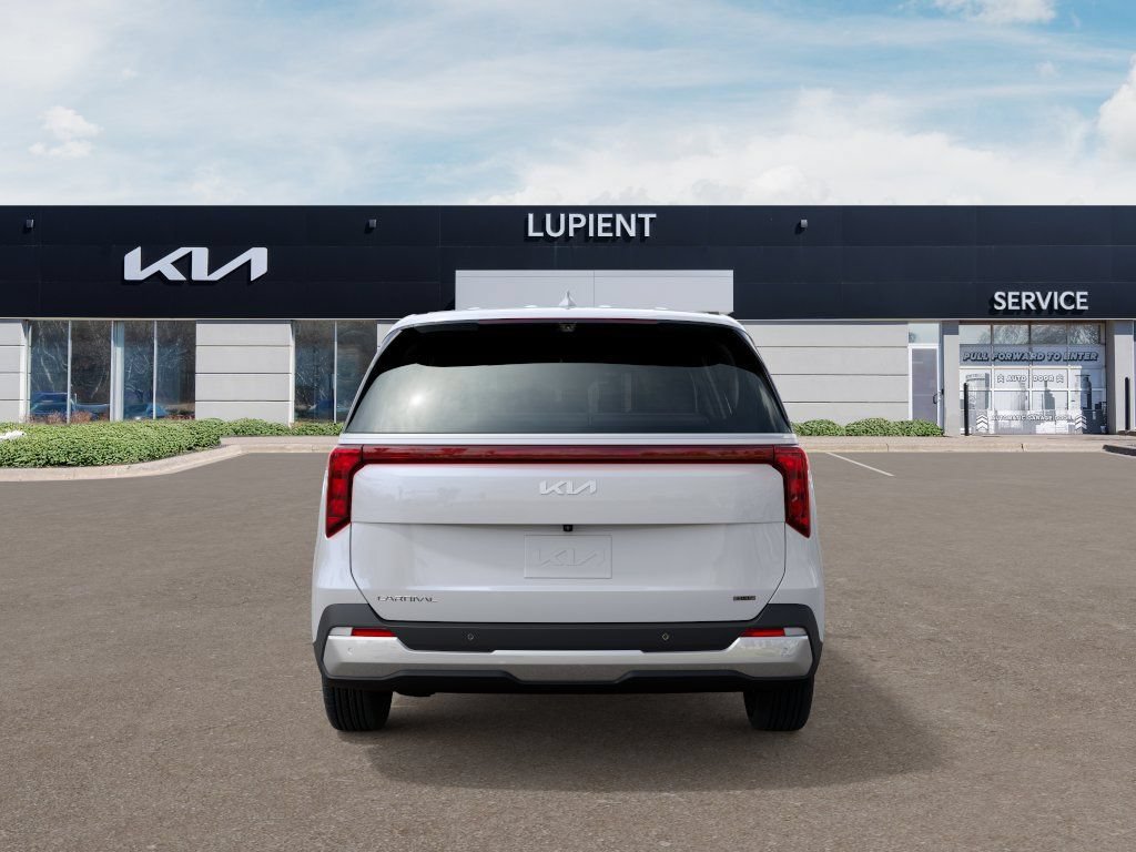 New 2027 Kia Carnival EX FWD image 7