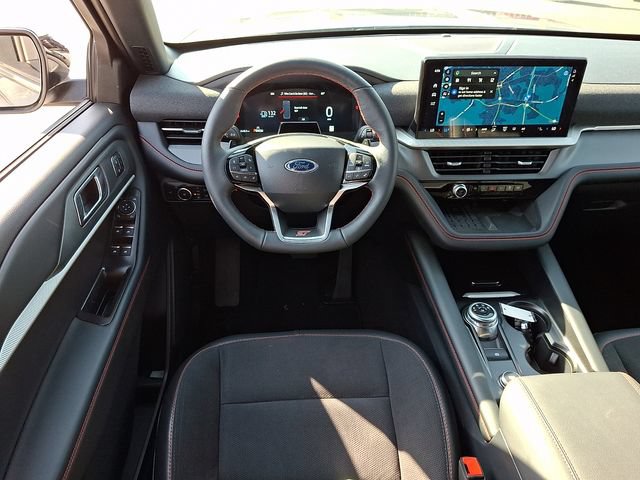 Used 2025 Ford Explorer ST AWD/4WD image 11