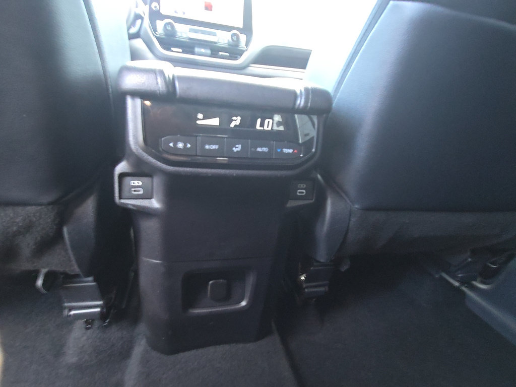 Certified 2025 Toyota Grand Highlander AWD image 17
