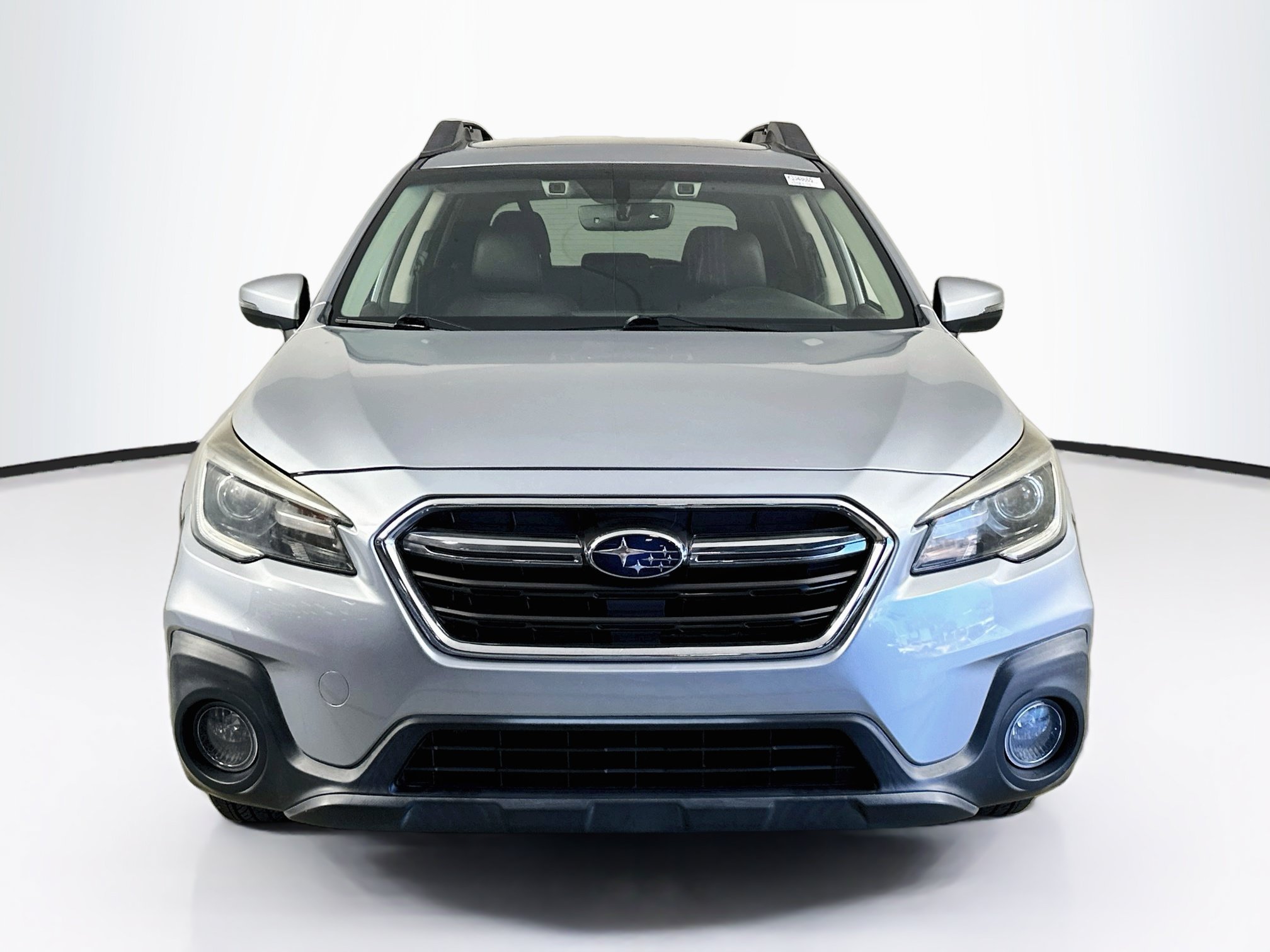 Used 2019 Subaru Outback 2.5i Limited AWD/4WD image 2