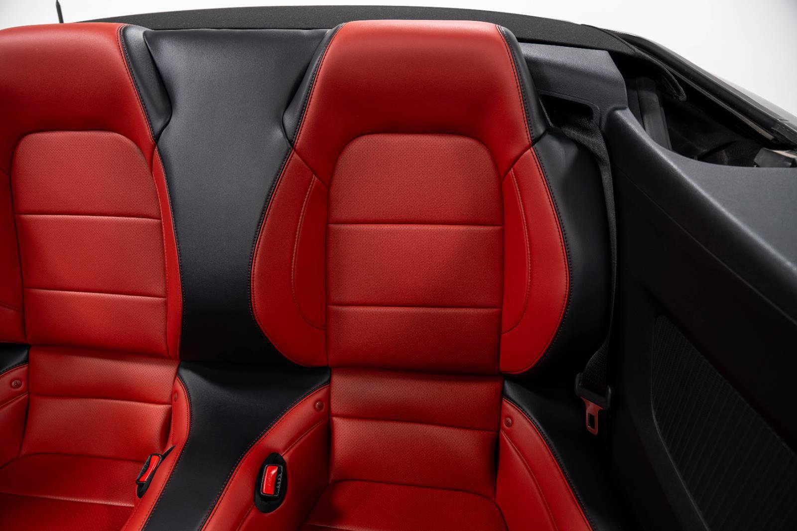 Used 2015 Ford Mustang GT Premium w/ Equipment Group 401A image 59