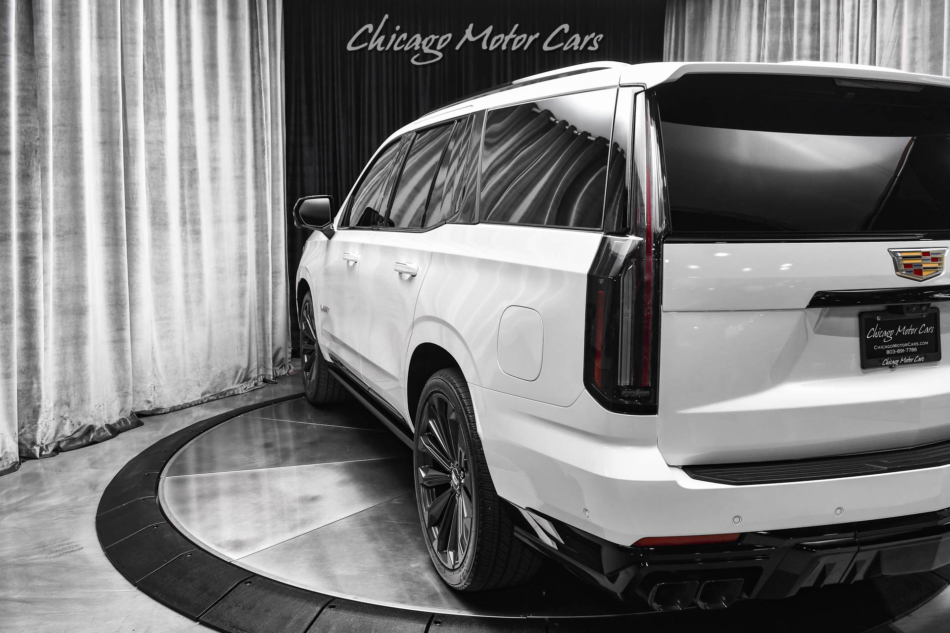 Used 2025 Cadillac Escalade V image 45