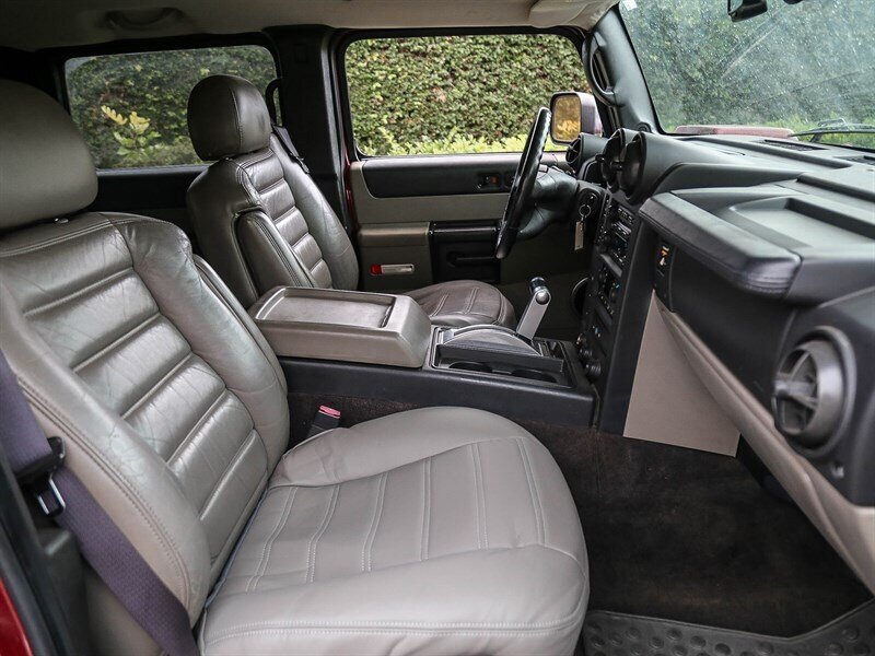 Used 2005 HUMMER H2 w/ Preferred Equipment Group AWD/4WD image 20