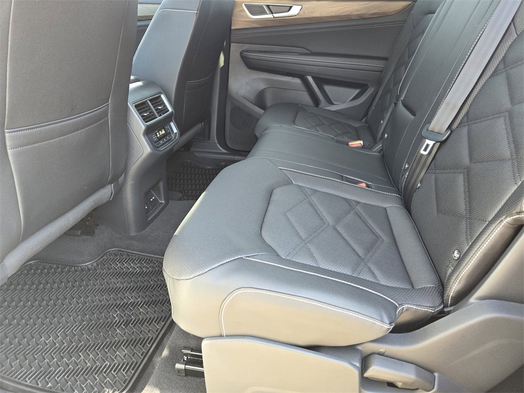 New 2026 Volkswagen Atlas SE image 22