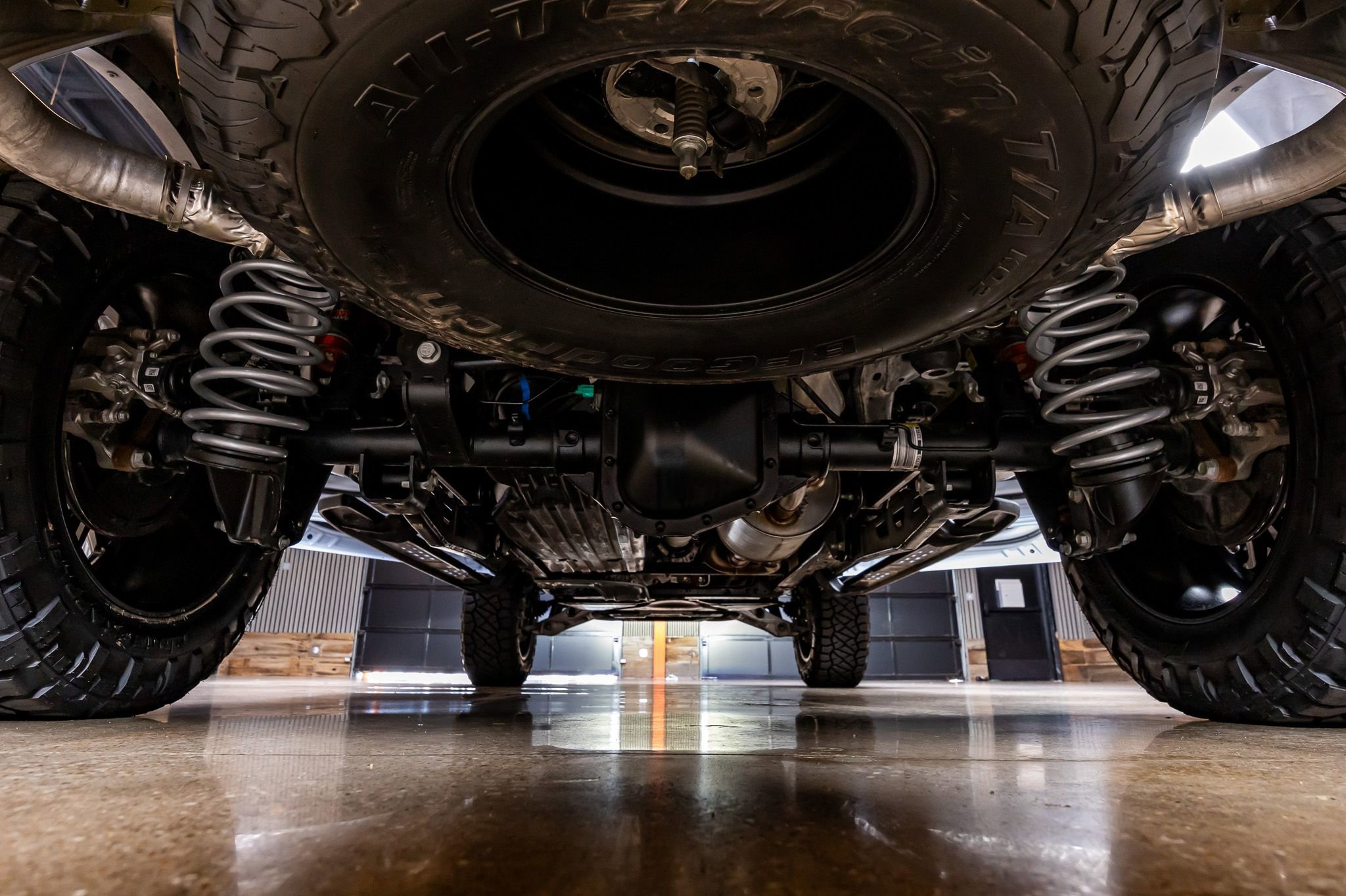 Used 2025 Ford F150 Raptor AWD/4WD image 16