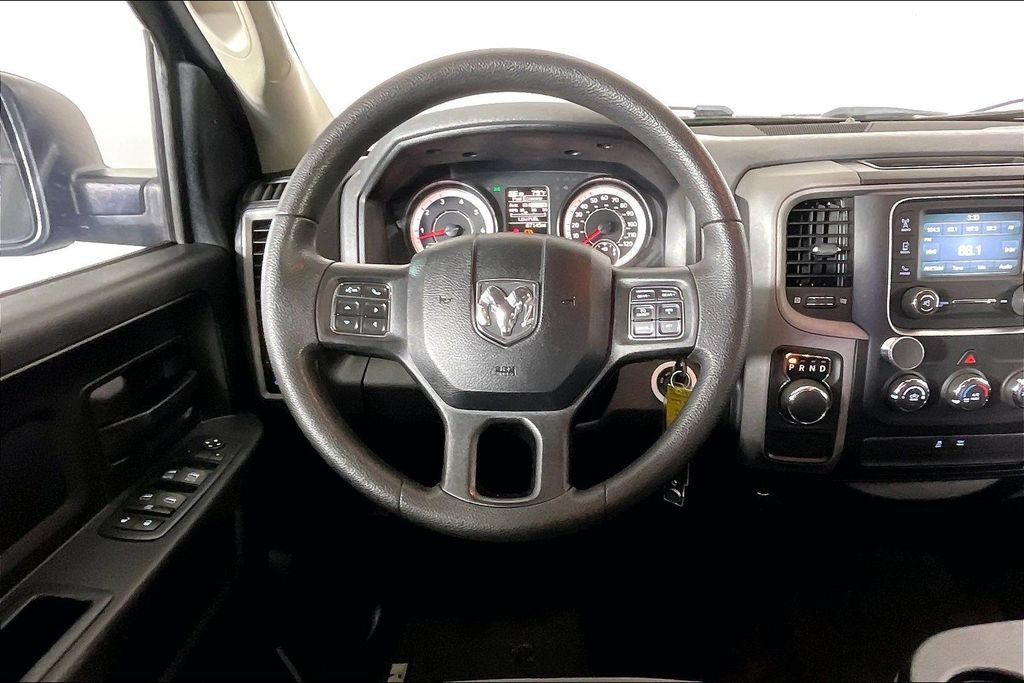 Used 2016 RAM 1500 Express w/ Black Ram 1500 Express Group RWD image 6
