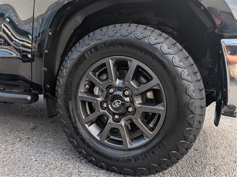 Used 2021 Toyota Tundra SR5 w/ Trail Edition AWD/4WD image 10