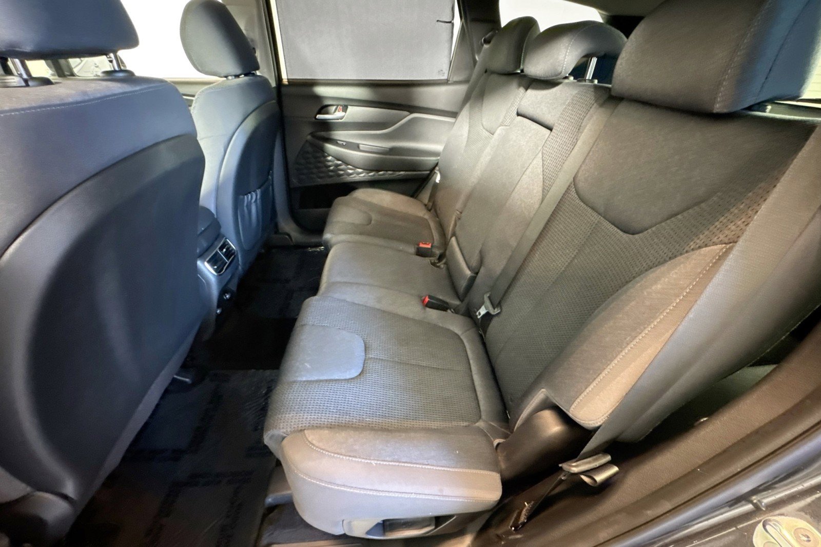 Used 2022 Hyundai Santa Fe SEL w/ Convenience Package image 22