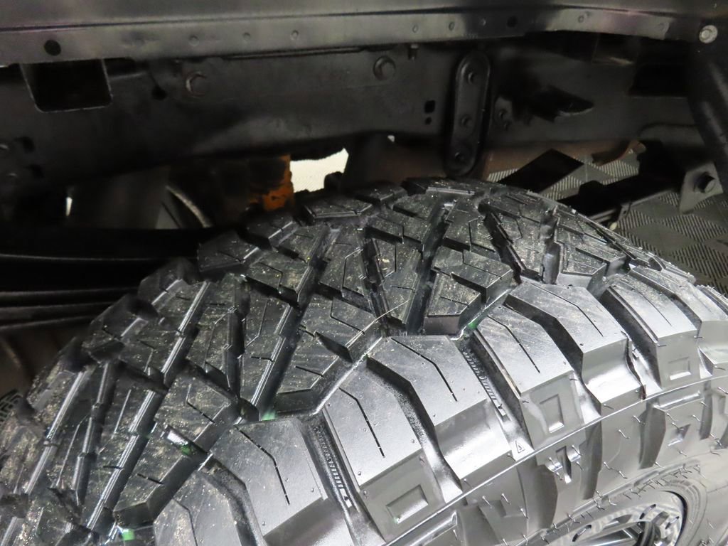 Used 2023 Ford F250 XLT w/ XLT Premium Package AWD/4WD image 45