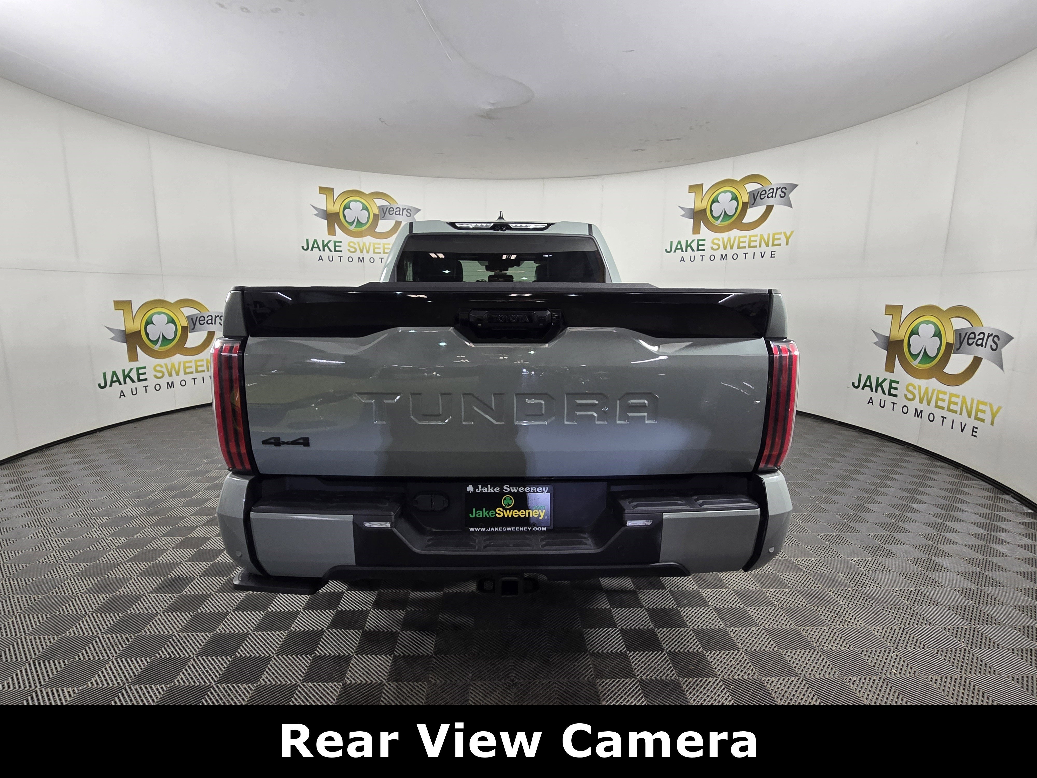 Used 2024 Toyota Tundra Platinum w/ TRD Off-Road Package AWD/4WD image 9