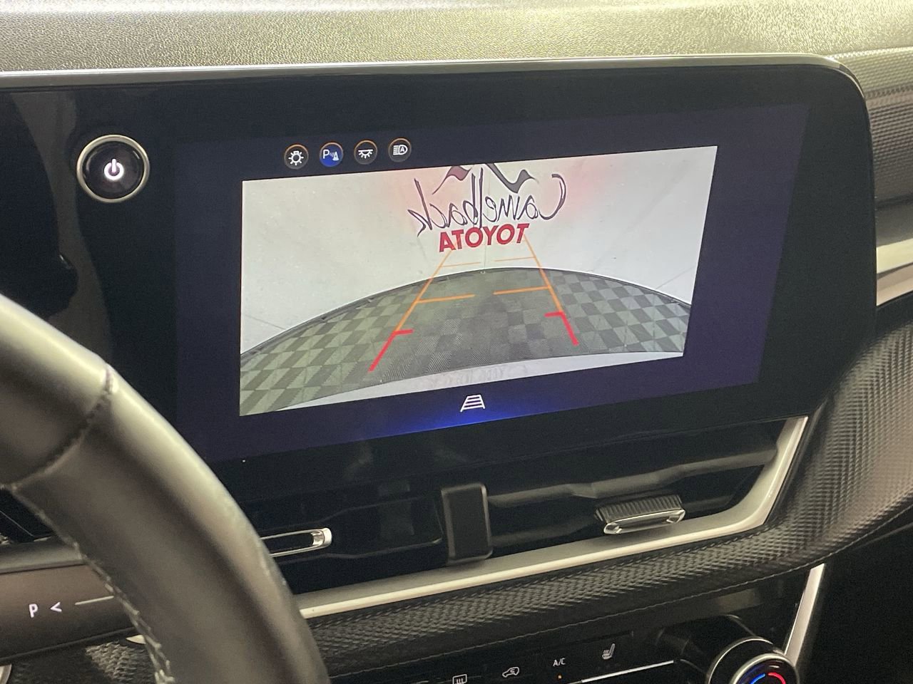 Used 2025 Chevrolet Equinox LT image 16