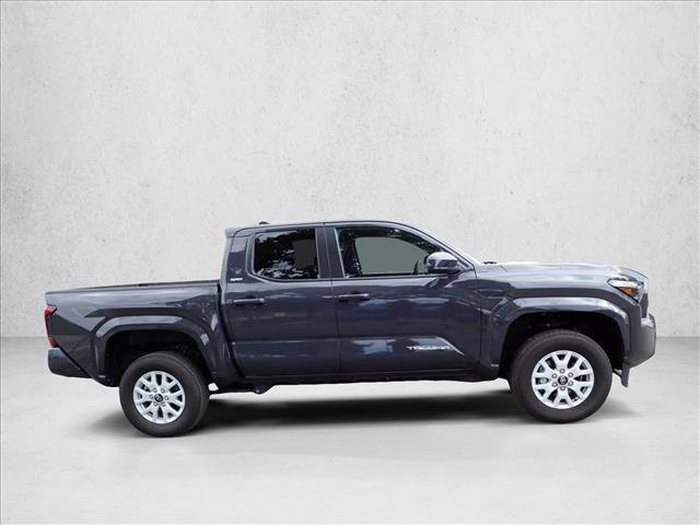 Certified 2025 Toyota Tacoma SR5 AWD/4WD image 5