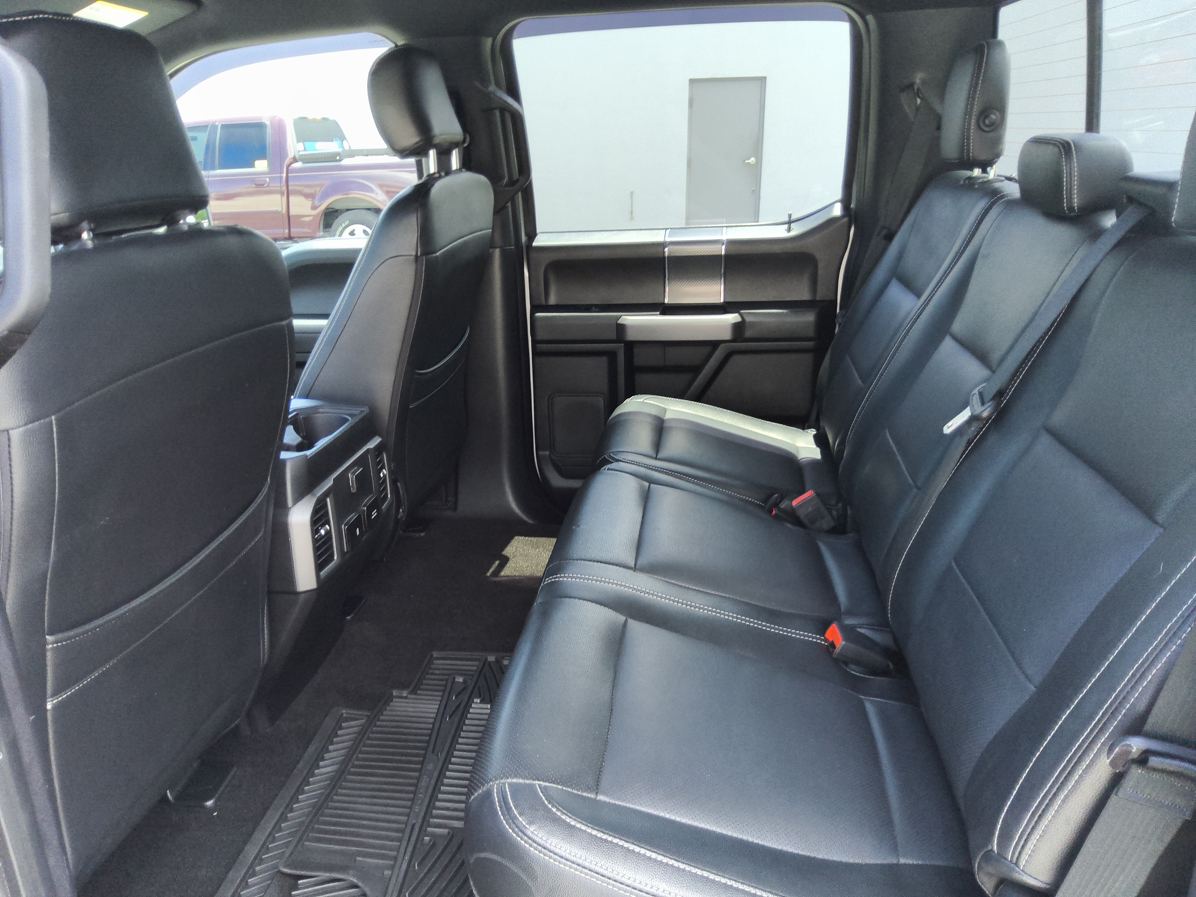 Used 2018 Ford F150 XLT w/ Equipment Group 302A Luxury AWD/4WD image 18