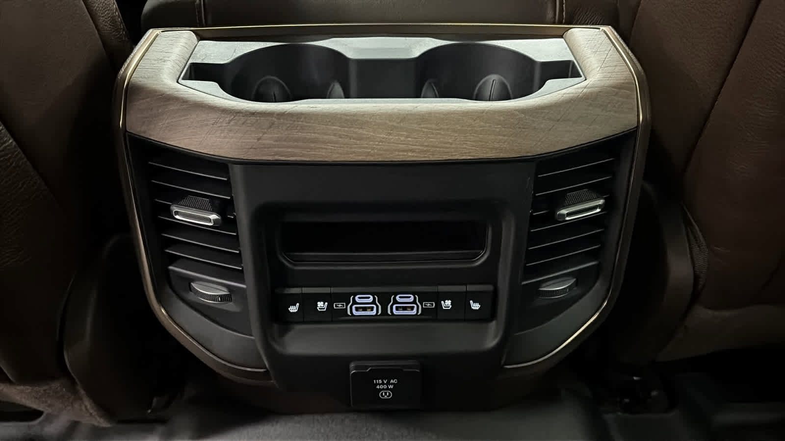 Used 2025 RAM 1500 Limited w/ Off Road Group image 25