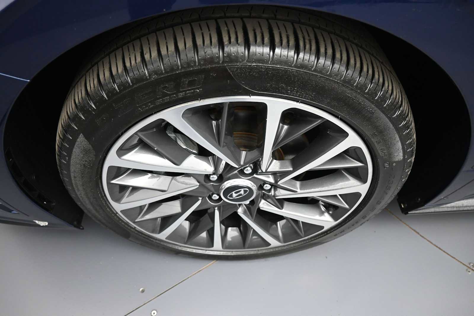 Certified 2022 Hyundai Sonata Limited FWD image 14