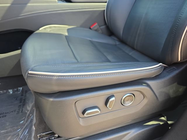 Certified 2024 Cadillac Escalade Sport AWD/4WD image 29