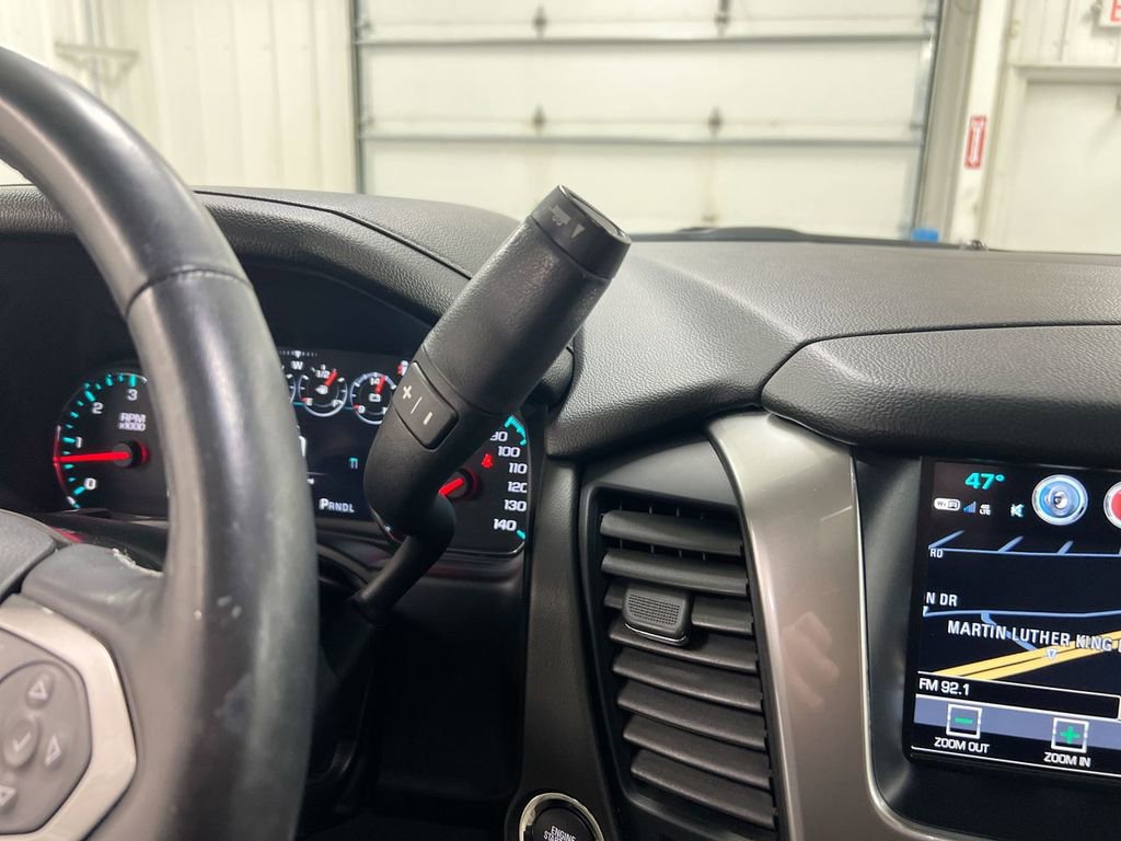 Used 2020 Chevrolet Suburban Premier w/ Premier Plus Edition image 18