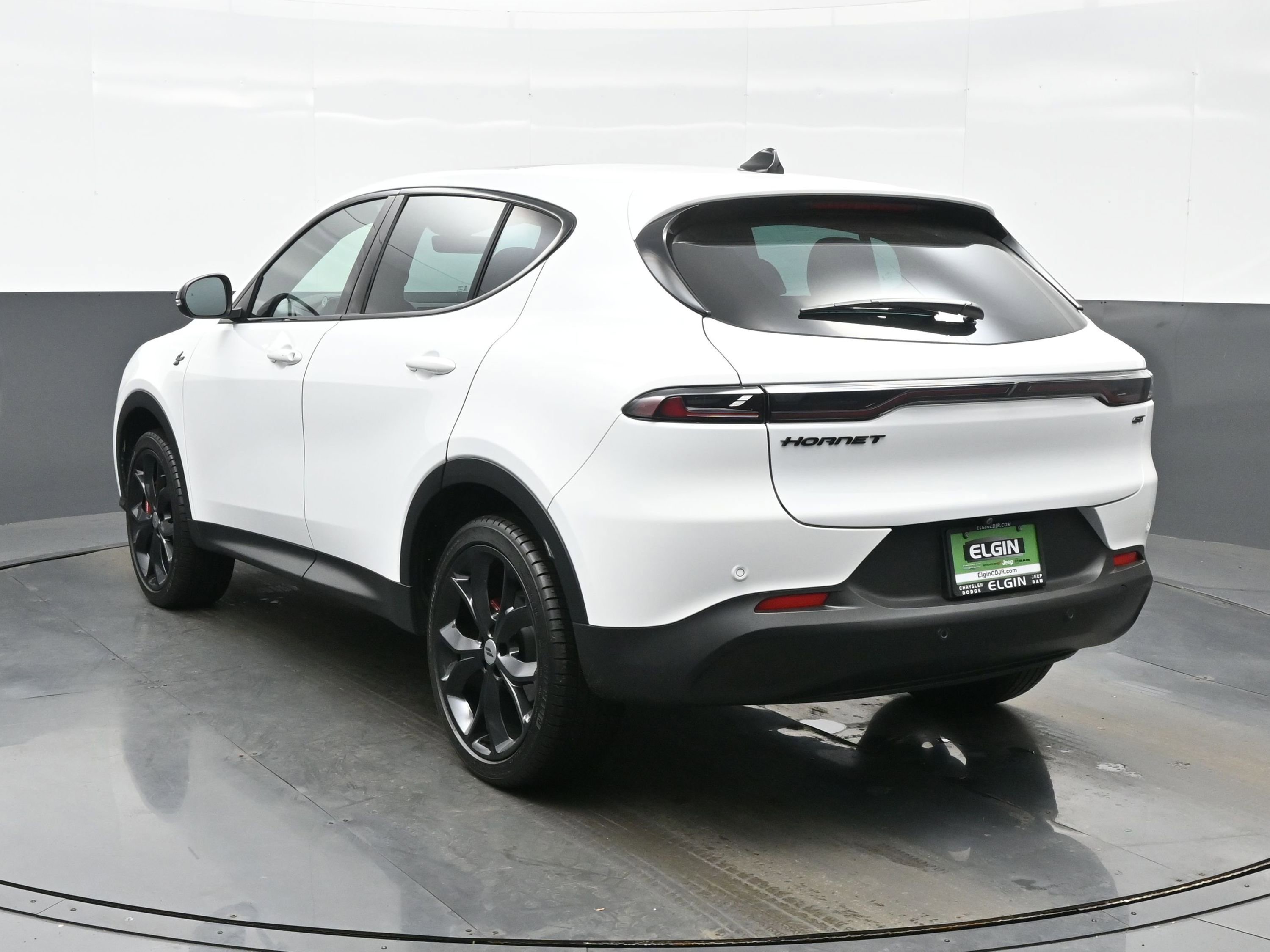 Used 2024 Dodge Hornet GT image 4