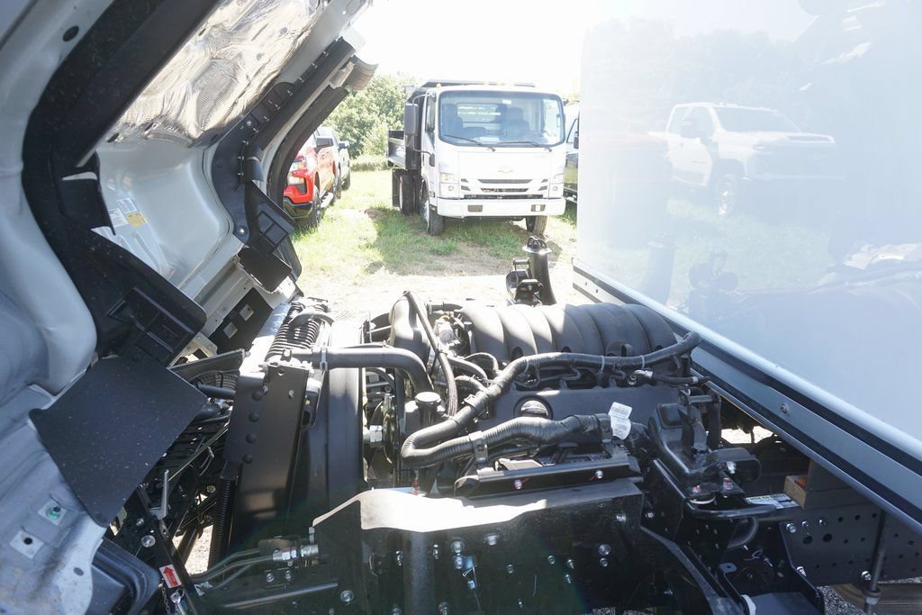 New 2025 Chevrolet Low Cab Forward RWD image 21