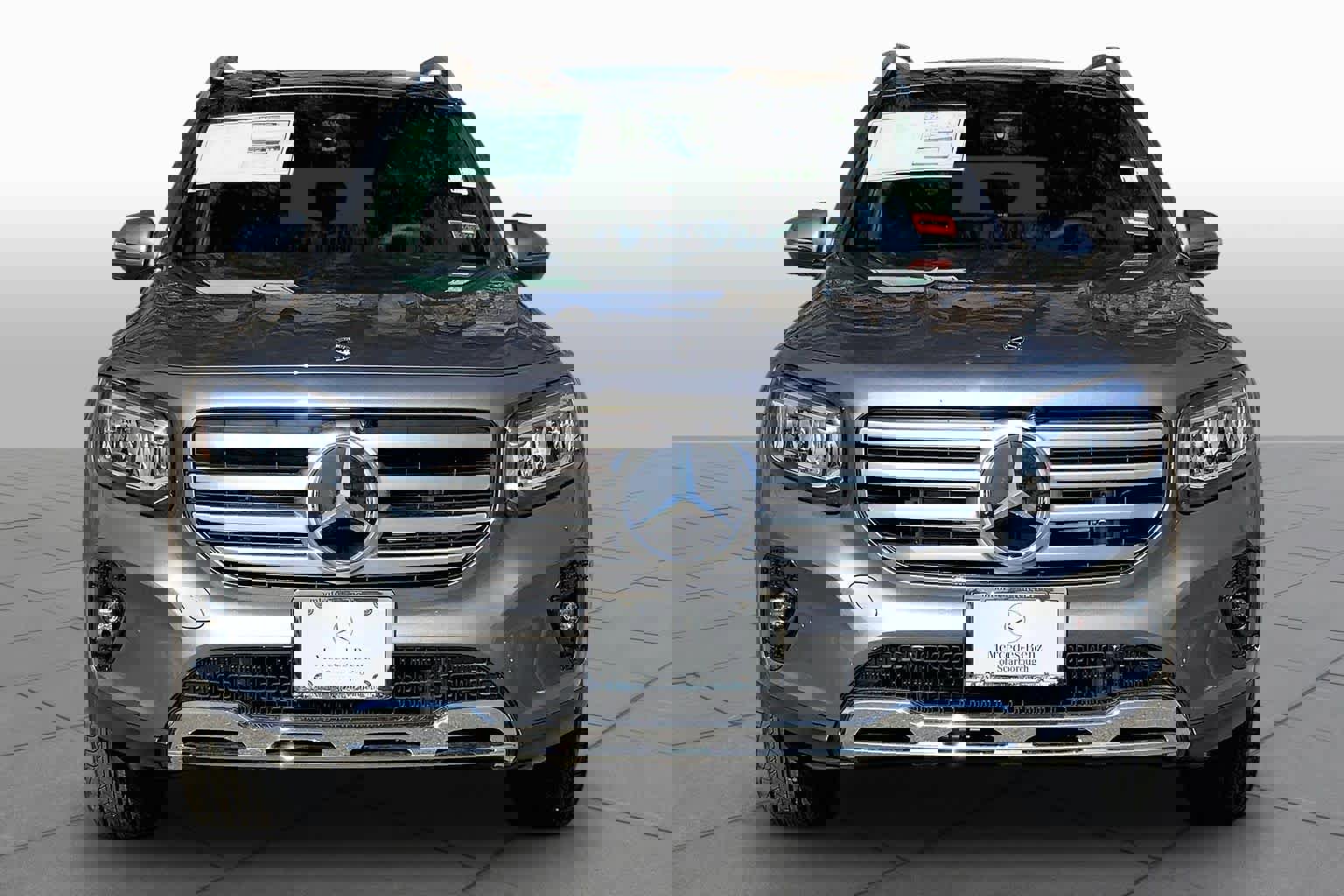 New 2026 Mercedes-Benz GLB 250 4MATIC image 3