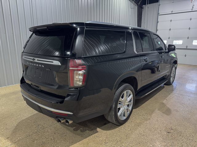 Used 2023 Chevrolet Suburban High Country AWD/4WD image 8