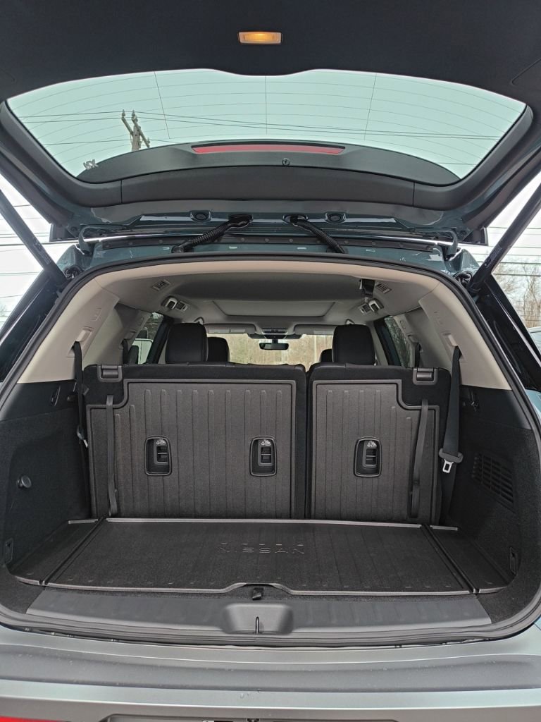 New 2026 Nissan Pathfinder Platinum image 34