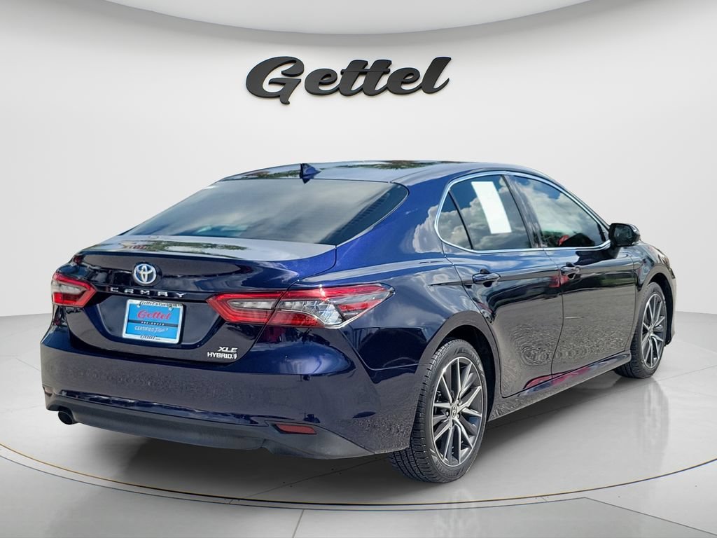 Used 2022 Toyota Camry XLE FWD image 5