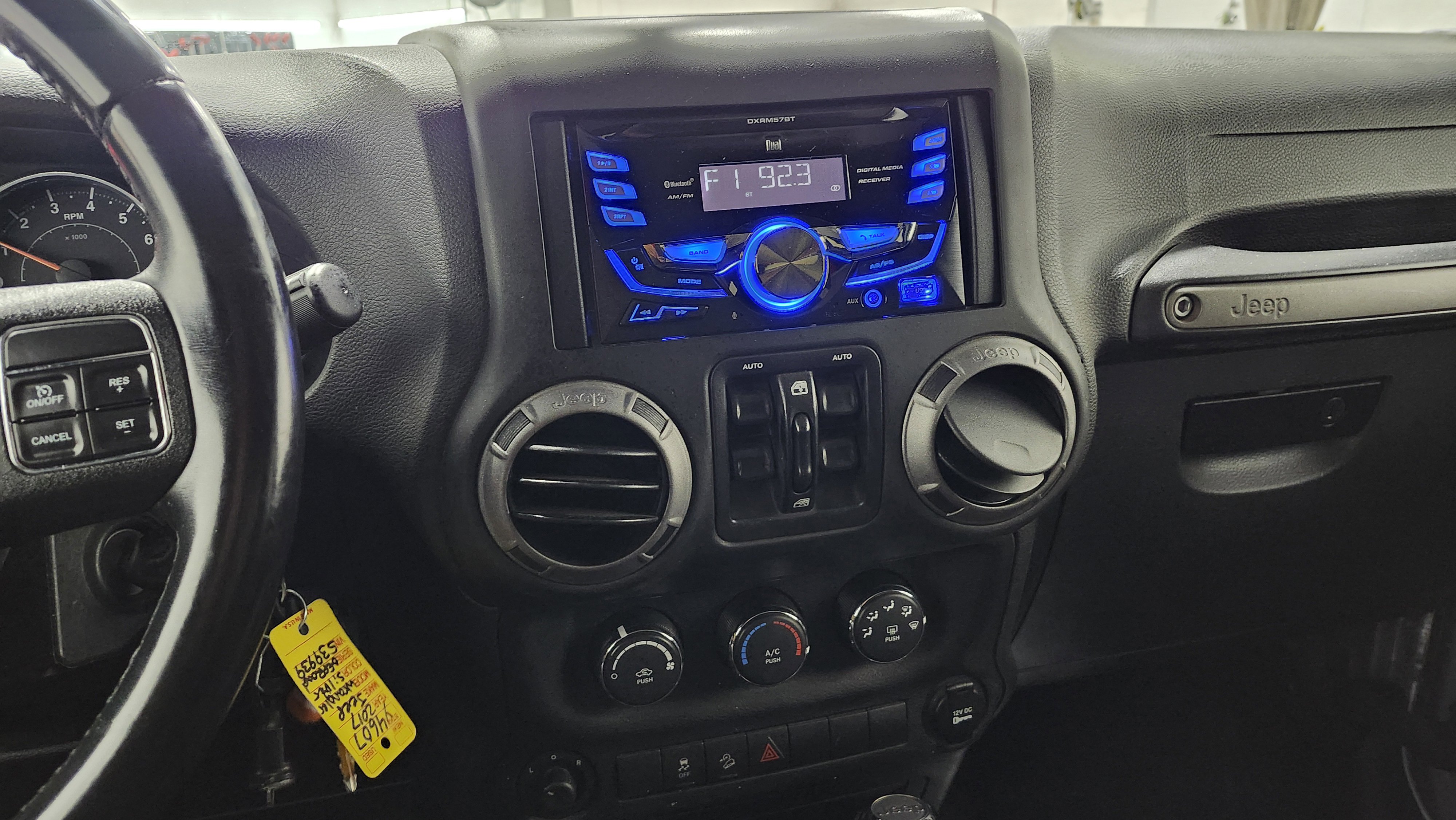 Used 2017 Jeep Wrangler Unlimited Sport w/ Quick Order Package 24S image 29