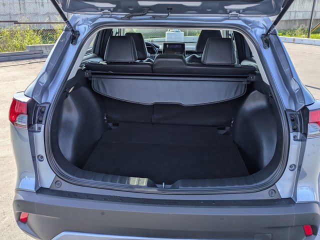 Used 2023 Toyota Corolla Cross XLE image 10