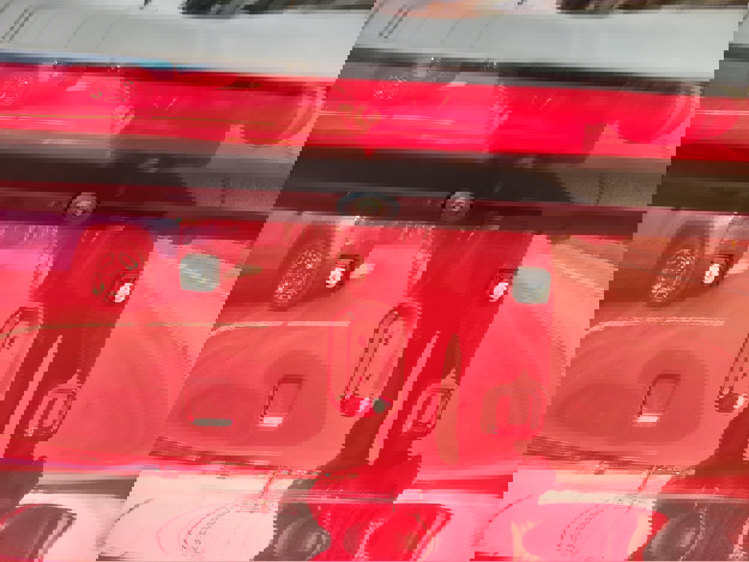 Used 2025 Chrysler Pacifica Select image 9