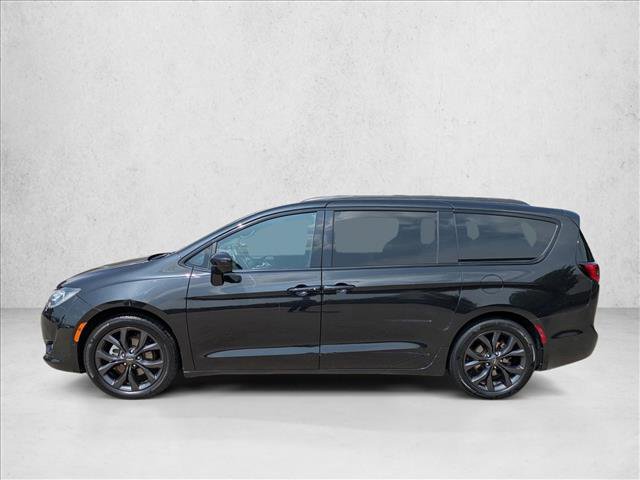 Used 2019 Chrysler Pacifica Touring-L w/ Advanced Safetytec Group FWD image 8