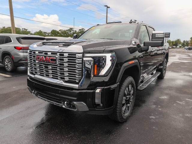 New 2026 GMC Sierra 2500 Denali w/ Denali Reserve Package AWD/4WD image 3