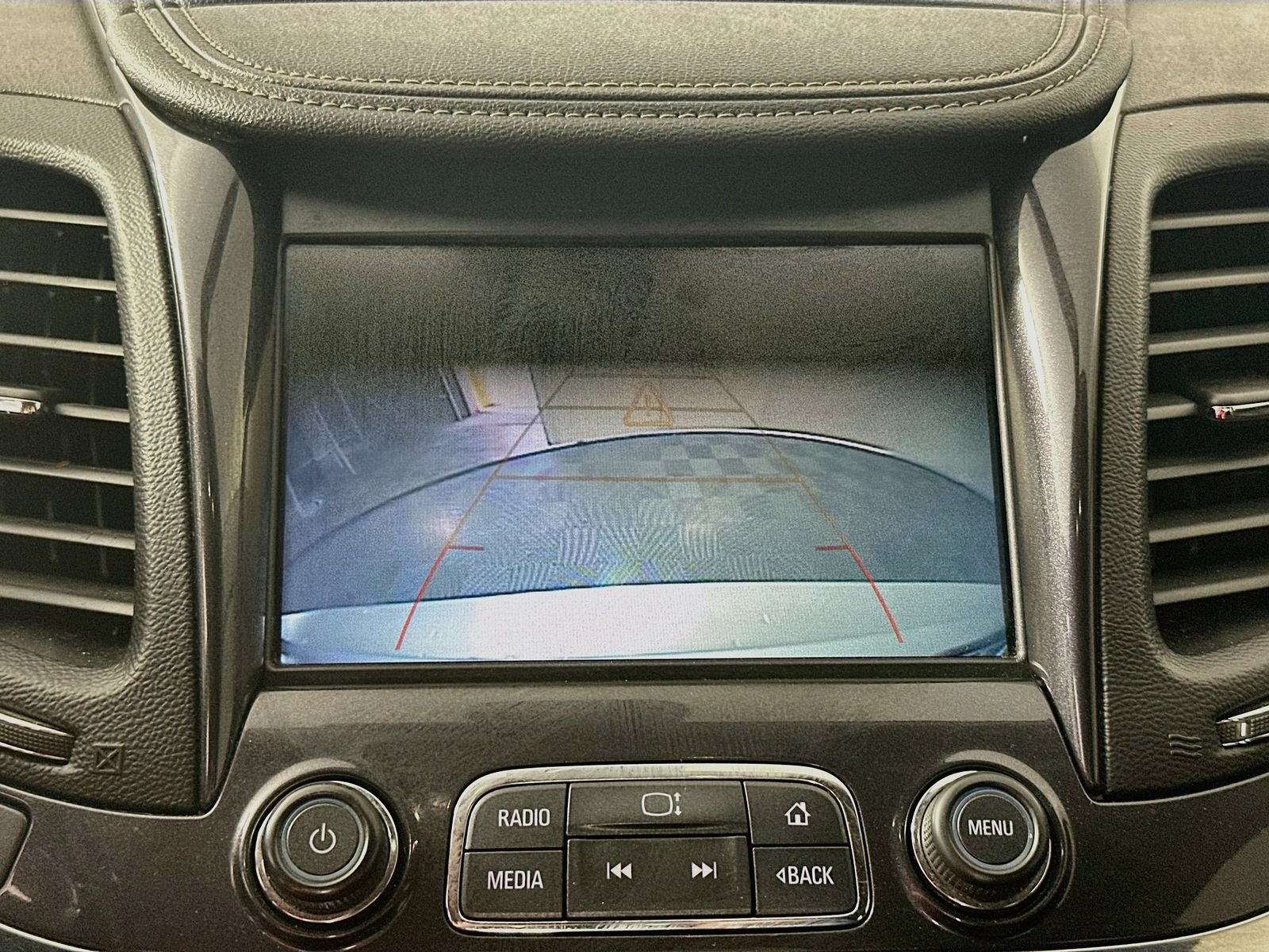 Used 2018 Chevrolet Impala Premier FWD image 14