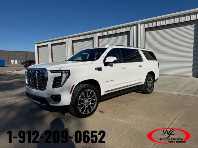 New 2026 GMC Yukon XL Denali w/ Sun & Power Step Package