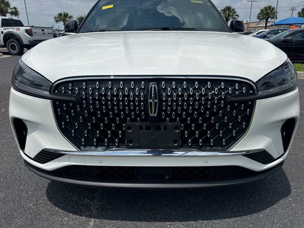 Used 2025 Lincoln Aviator Reserve RWD image 8