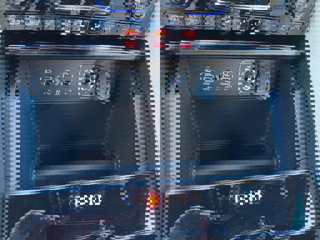 New 2025 Jeep Grand Cherokee Limited image 18