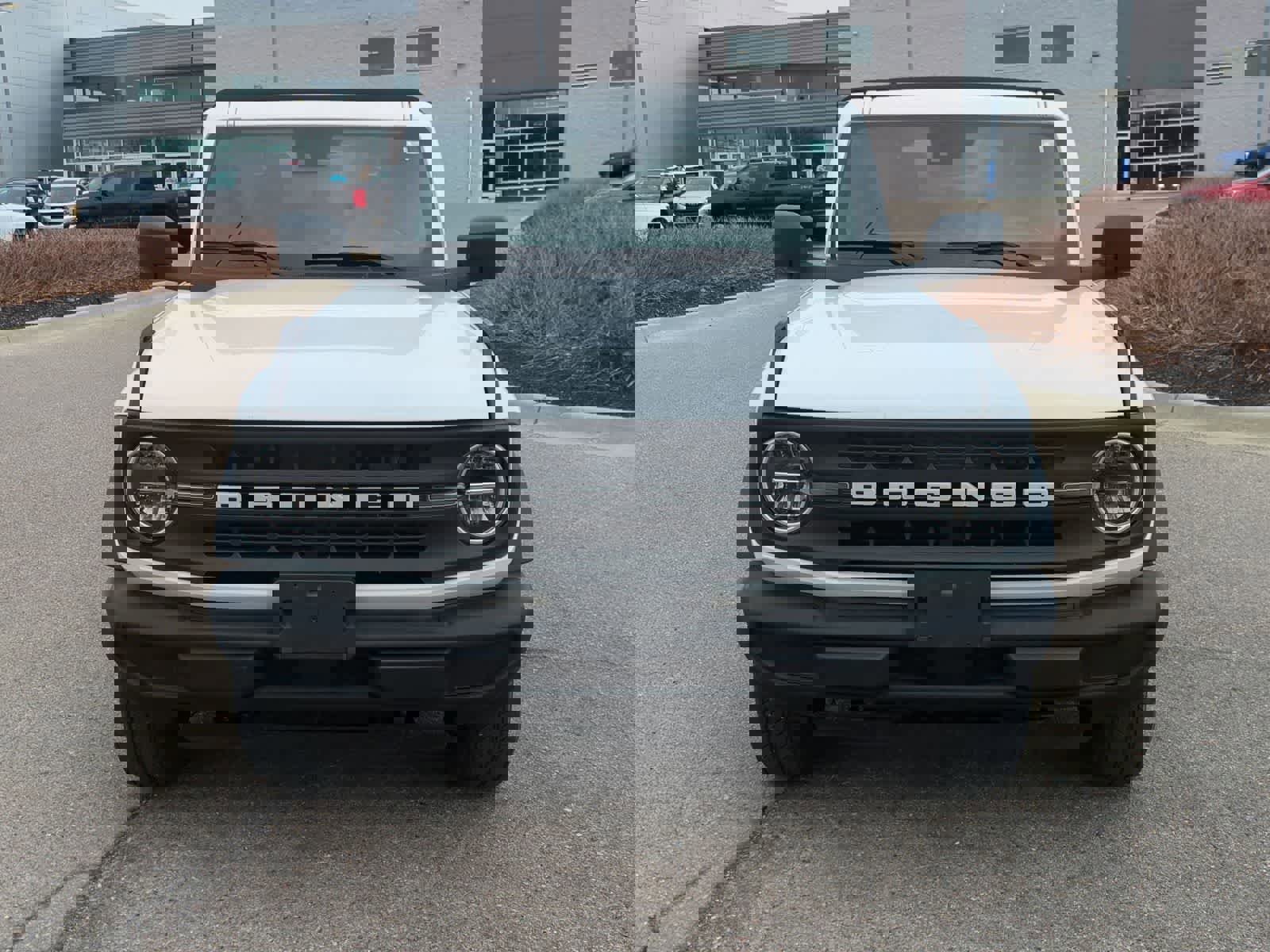 Used 2021 Ford Bronco 4-Door image 3