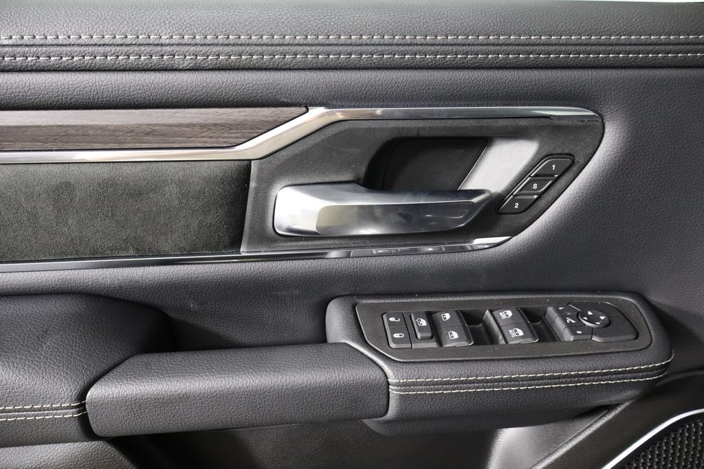 New 2027 RAM 1500 Laramie w/ Night Edition AWD/4WD image 19