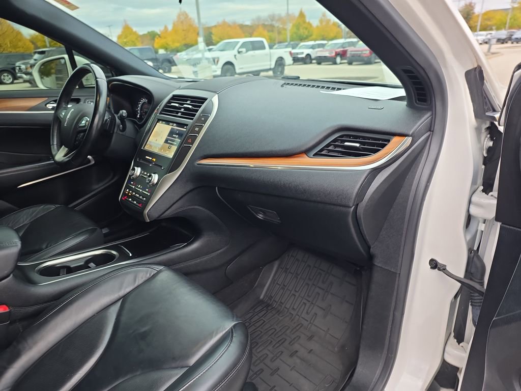 Used 2019 Lincoln MKC Select w/ Select Plus Package image 14