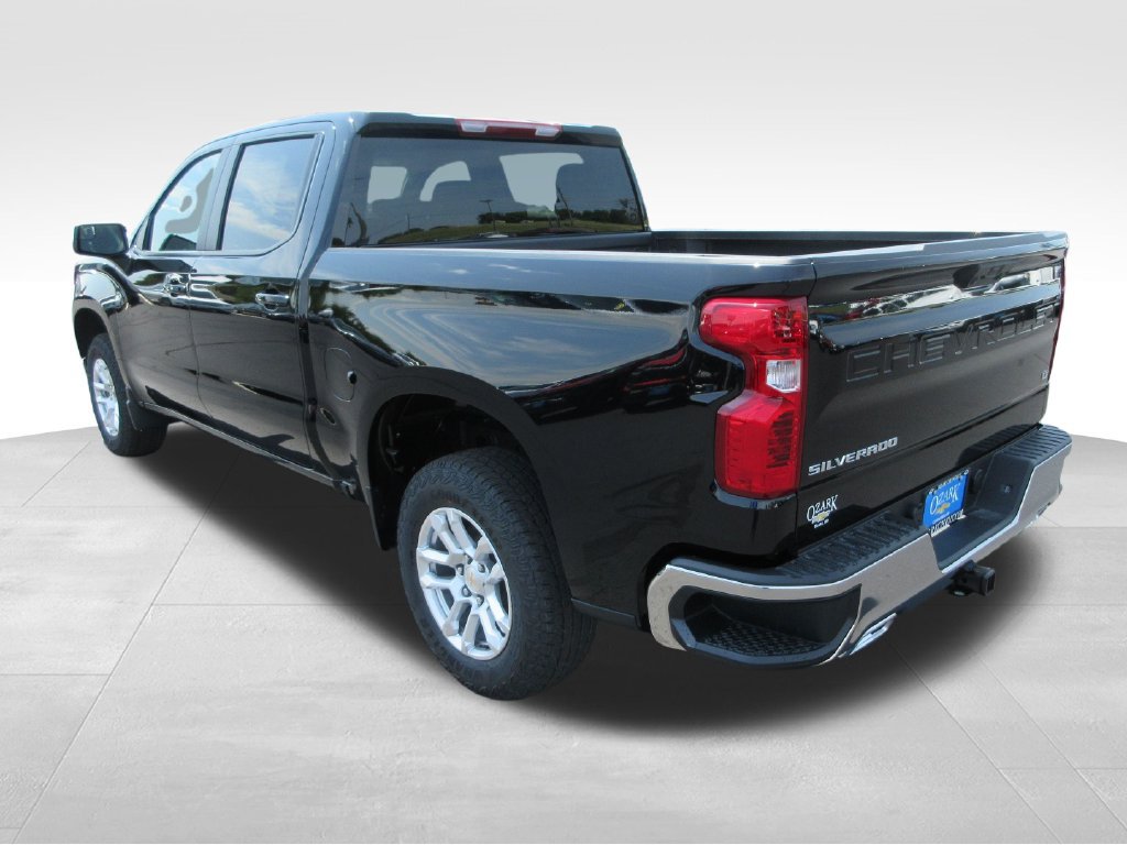 New 2026 Chevrolet Silverado 1500 LT w/ Z71 Off-Road Package AWD/4WD image 4