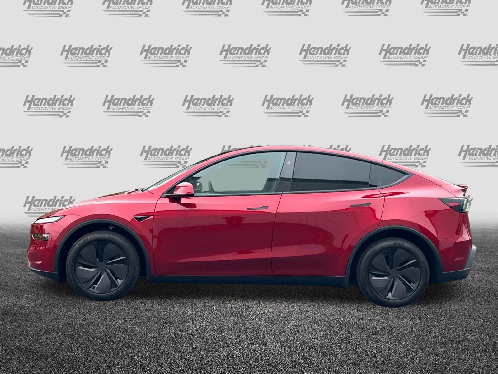 Used 2026 Tesla Model Y 2WD image 8