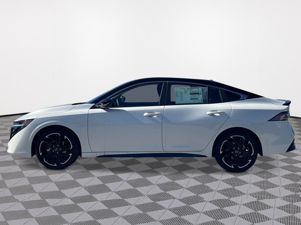 New 2027 Nissan Sentra SR FWD image 2