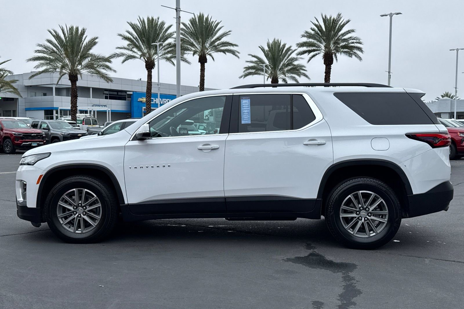 Certified 2022 Chevrolet Traverse LT w/ LPO, Floor Liner Package image 6