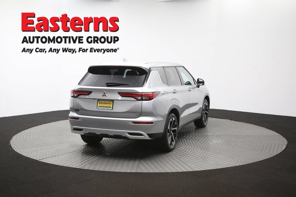Used 2024 Mitsubishi Outlander SE AWD/4WD image 39